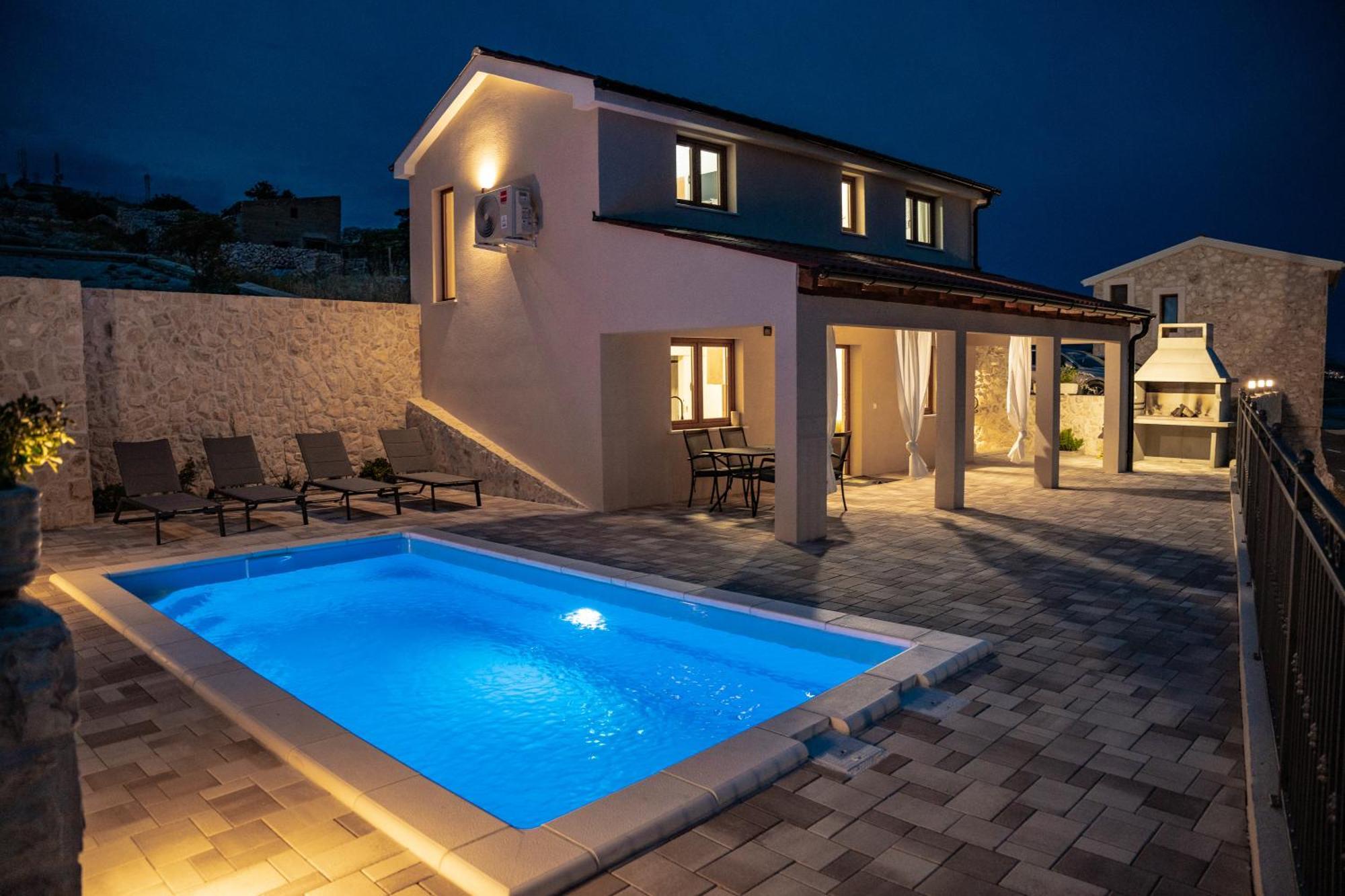 Villa Kamia With Private Heated Pool And Electric Vehicle Adapter Zubovići 外观 照片