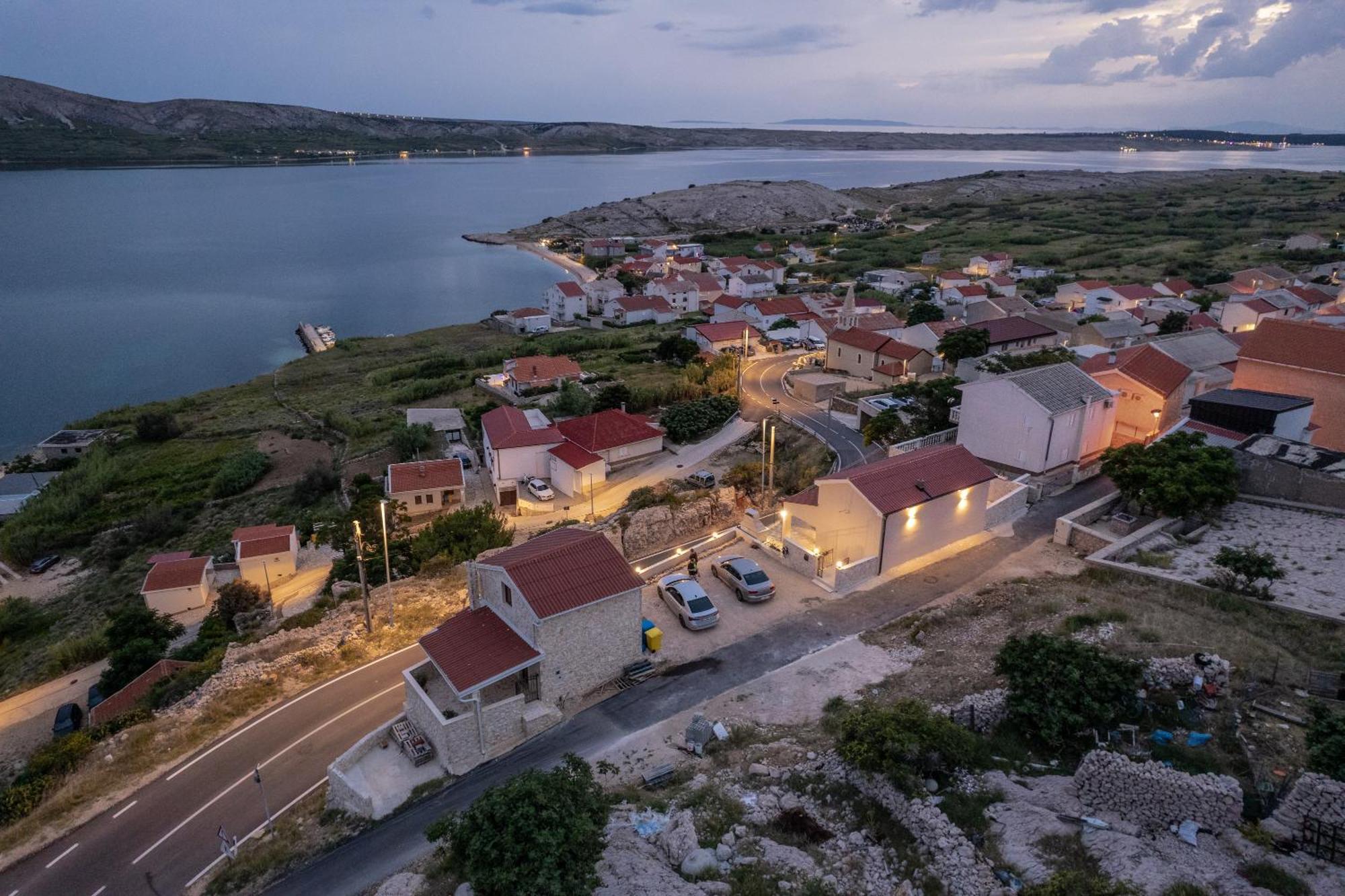Villa Kamia With Private Heated Pool And Electric Vehicle Adapter Zubovići 外观 照片