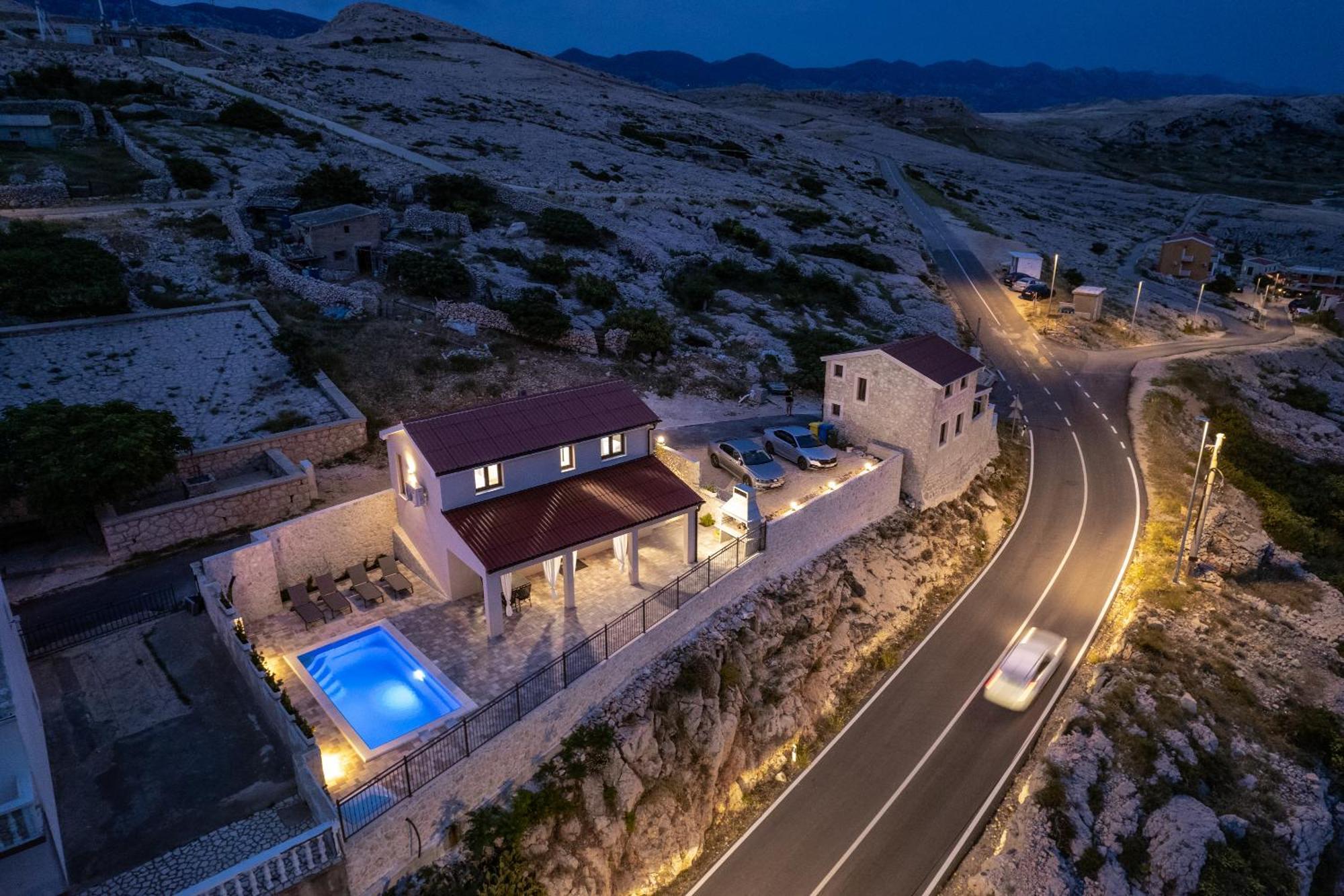 Villa Kamia With Private Heated Pool And Electric Vehicle Adapter Zubovići 外观 照片
