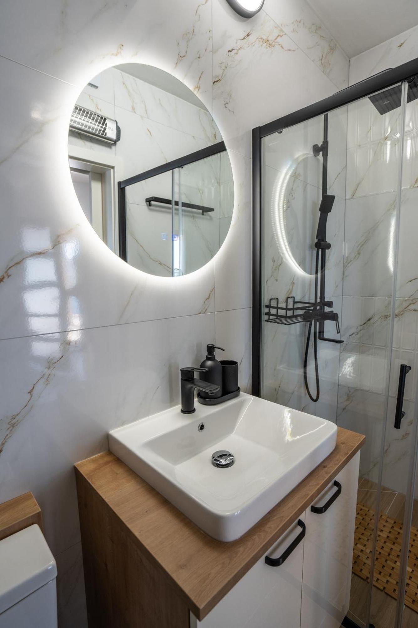 Villa Kamia With Private Heated Pool And Electric Vehicle Adapter Zubovići 外观 照片