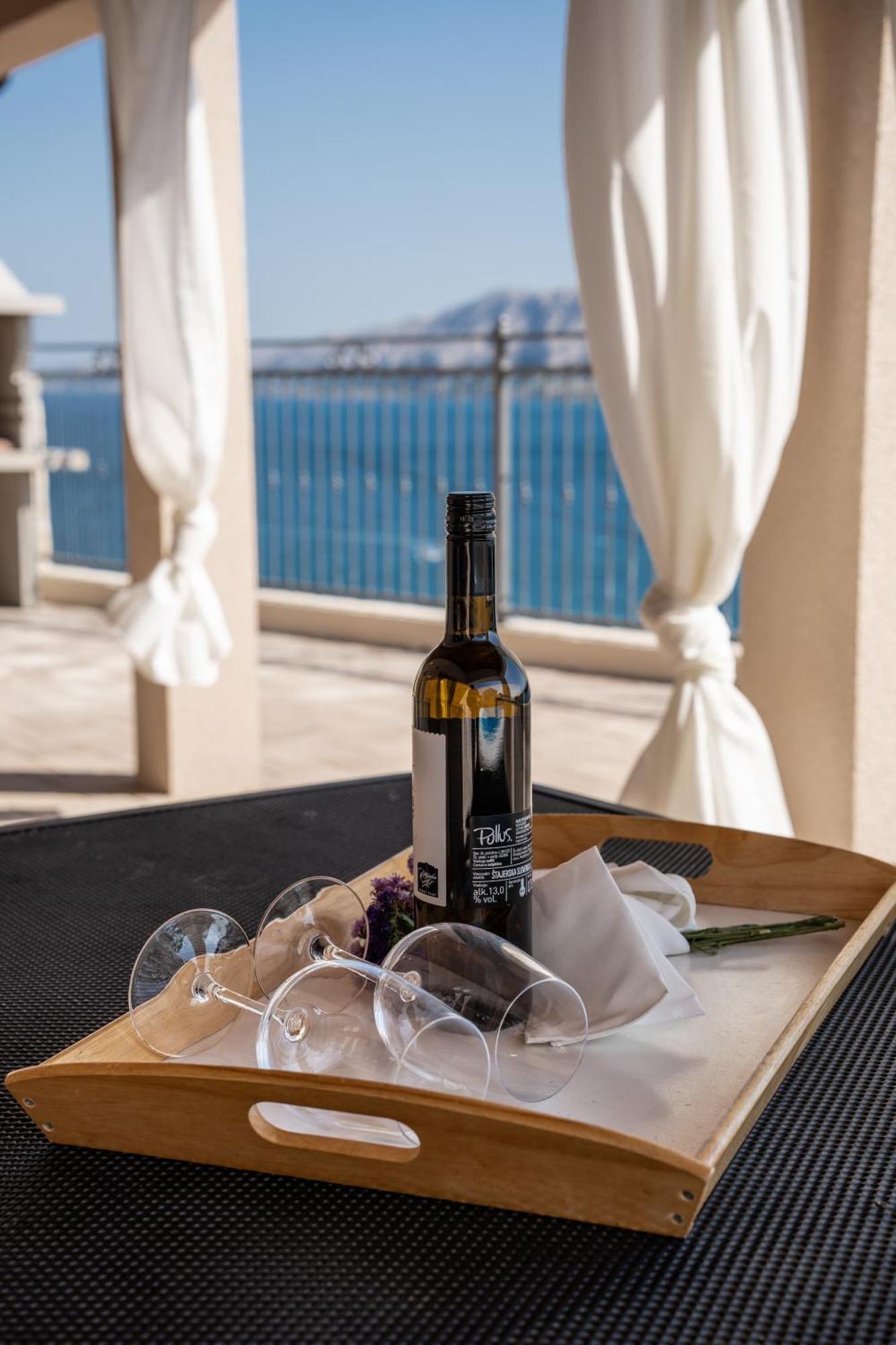Villa Kamia With Private Heated Pool And Electric Vehicle Adapter Zubovići 外观 照片
