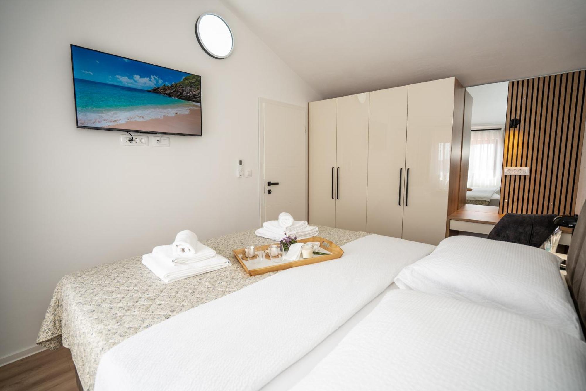 Villa Kamia With Private Heated Pool And Electric Vehicle Adapter Zubovići 外观 照片